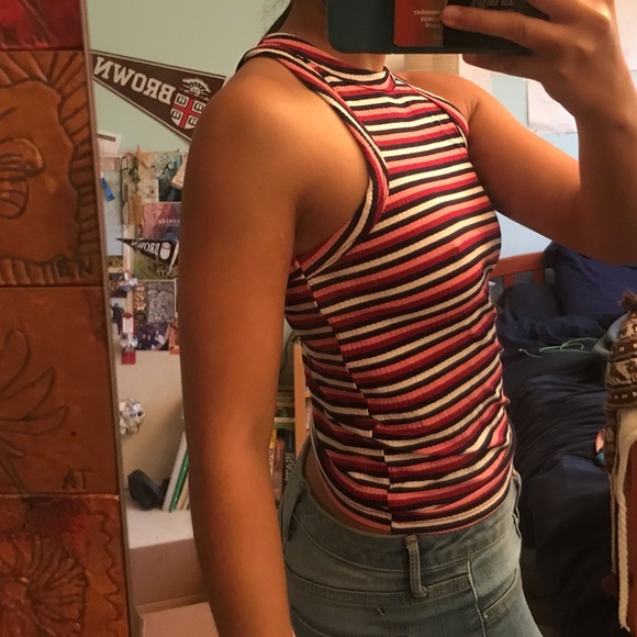 LIKE NEW knit tank - Picture 2 of 2